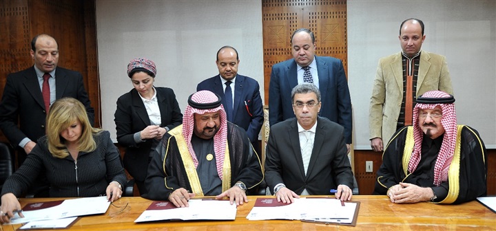 الإتحاد العربي للتطوير العقاري يدشن أول مؤتمر للاستثمار في مصر أكتوبر المقبل الإتحاد العربي للتطوير العقاري يدشن أول مؤتمر للاستثمار في مصر أكتوبر المقبل