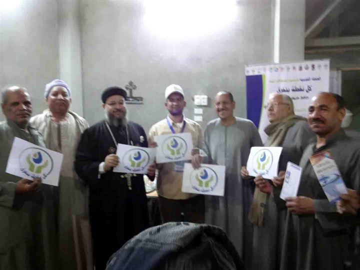 التوعية المائية تنطلق من دور العبادة الإسلامية والمسيحية بقرية نيدة بأخميم