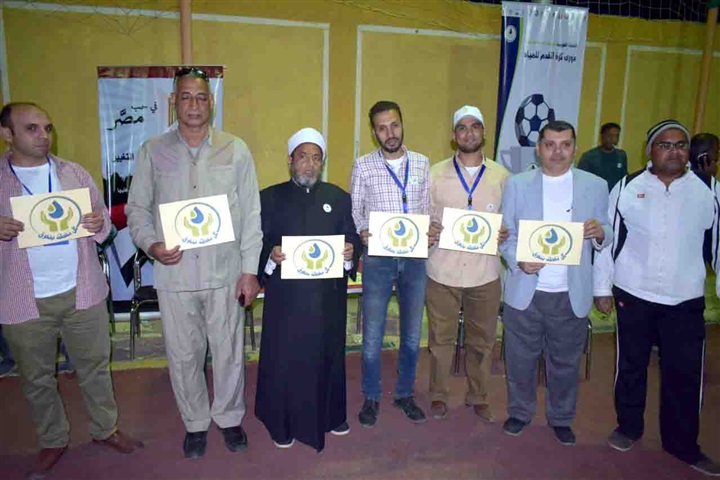 التوعية المائية تنطلق من دور العبادة الإسلامية والمسيحية بقرية نيدة بأخميم