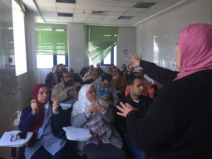 الصحة: إنشاء "مركز اتصال" لــ"ضعاف السمع والنطق" للتواصل مع "100 مليون صحة" عن طريق "الفيديو كول" لتعريفهم بخدمات المبادرة