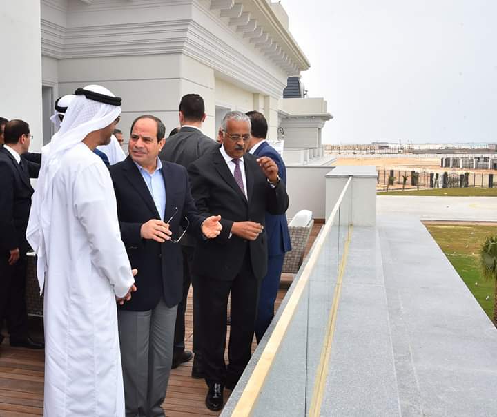 بالصور.. السيسي يصطحب ولي عهد أبوظبي في جولة تفقدية بمدينة العلمين الجديدة بالصور.. السيسي يصطحب ولي عهد أبوظبي في جولة تفقدية بمدينة العلمين الجديدة