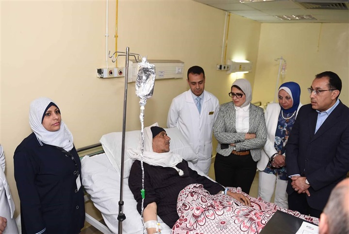 مدبولي يتفقد مستشفى التأمين الصحي.. ويوجه بسرعة الانتهاء من مشروعات تطوير المستشفيات بالفيوم مدبولي يتفقد مستشفى التأمين الصحي.. ويوجه بسرعة الانتهاء من مشروعات تطوير المستشفيات بالفيوم