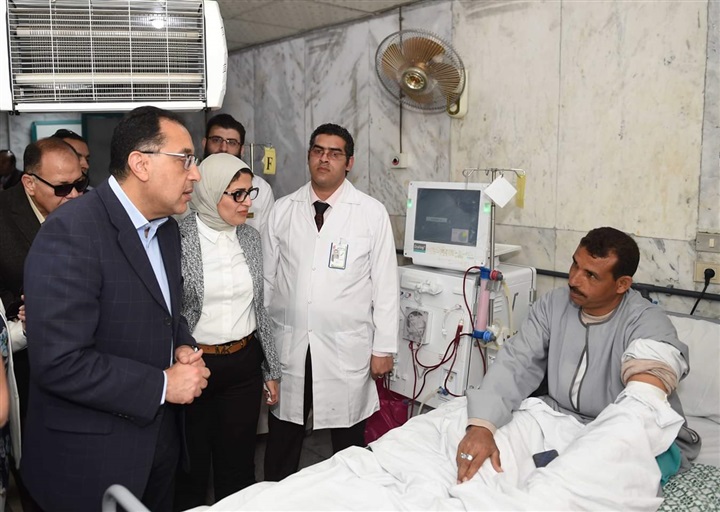 مدبولي يتفقد مستشفى التأمين الصحي.. ويوجه بسرعة الانتهاء من مشروعات تطوير المستشفيات بالفيوم مدبولي يتفقد مستشفى التأمين الصحي.. ويوجه بسرعة الانتهاء من مشروعات تطوير المستشفيات بالفيوم