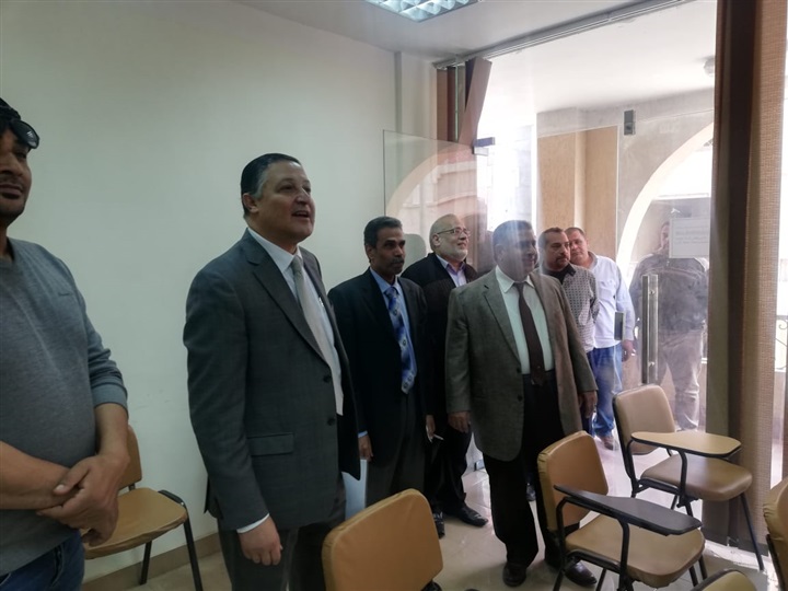 رئيس جامعة بنها فى جولة بهندسة شبرا ويتفقد عدد من المراكز والوحدات بمجمع الكليات