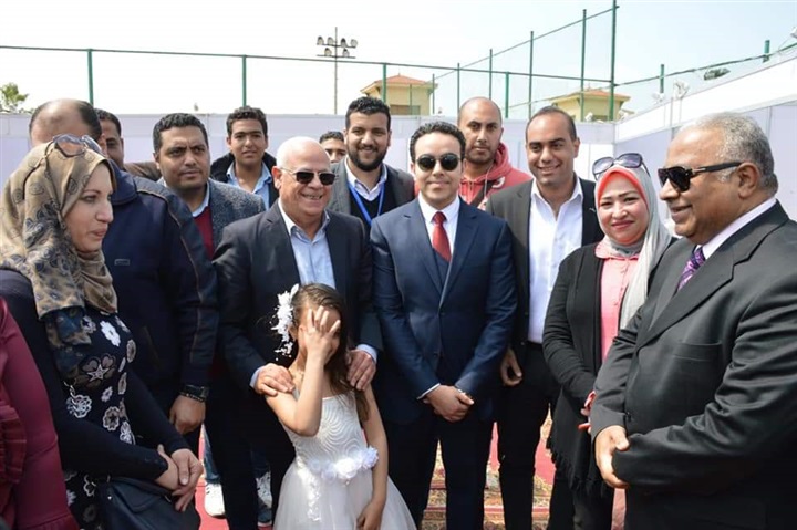 بالصور.. محافظ بورسعيد  يفتتح "ملتقي بورسعيد للتوظيف" لتوفير 2000 فرصة عمل 