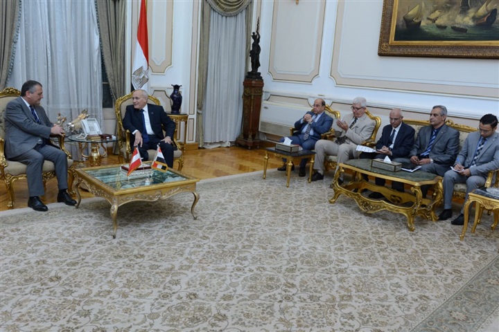"العصار" و"سفير النمسا" يبحثان تعزيز سبل التعاون المشترك "العصار" و"سفير النمسا" يبحثان تعزيز سبل التعاون المشترك