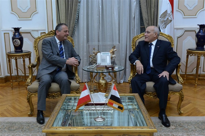 "العصار" و"سفير النمسا" يبحثان تعزيز سبل التعاون المشترك "العصار" و"سفير النمسا" يبحثان تعزيز سبل التعاون المشترك