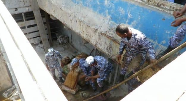 بالصور.. محاولة تهريب 2 طن لمخدر الهيروين و99 كيلو جرام لمخدر الآيس على متن إحدى السفن بالبحر الأحمر