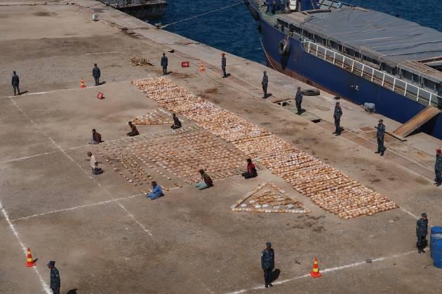 الأجهزة الأمنية تحبط محاولة تهريب 2 طن هيروين بقيمة 2 مليار جنيه