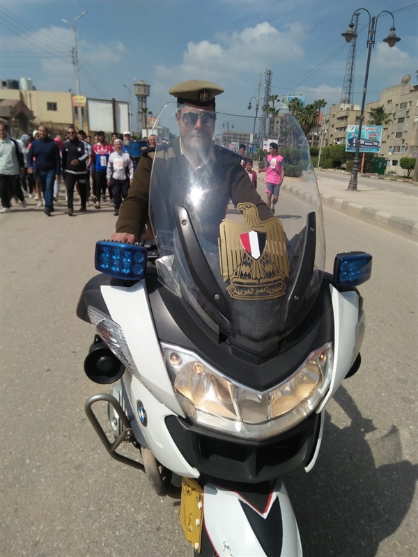 بالصور.. شباب وفتيات كفر الشيخ يشاركون في ماراثون الجري والمشي 
