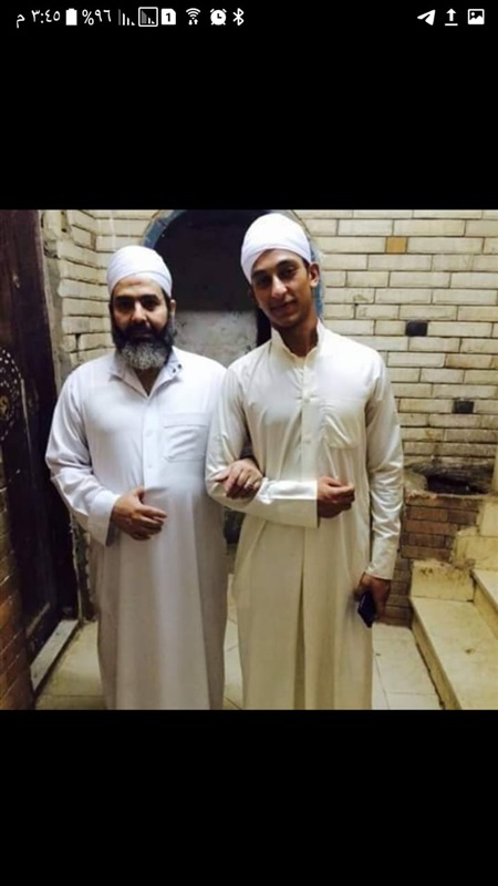 ننشر صور لإمام المسجد المقتول خلال صلاة الجمعة بالهرم