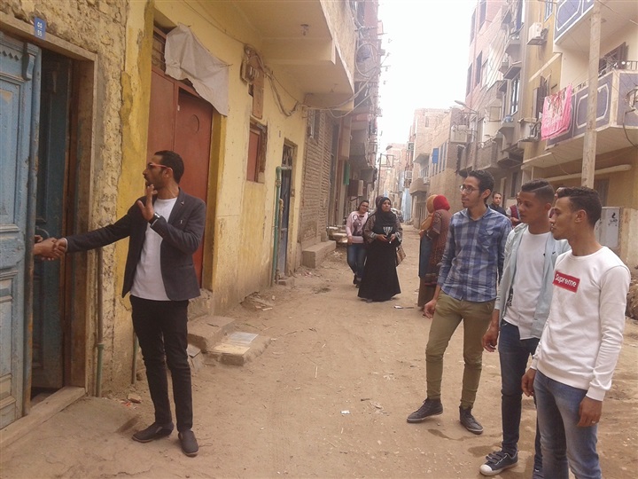 بالصور.. مستقبل وطن بنقادة يُنظم حملة "طرق الأبواب" لحث المواطنين على  المشاركة فى الاستفتاء