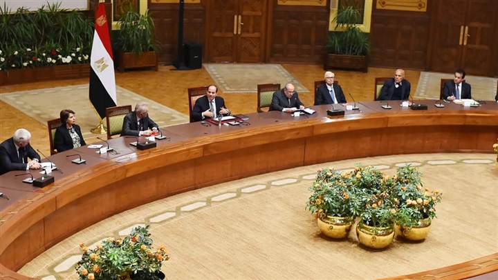 تفاصيل لقاء الرئيس السيسي بأعضاء مجلس أمناء مكتبة الإسكندرية تفاصيل لقاء الرئيس السيسي بأعضاء مجلس أمناء مكتبة الإسكندرية