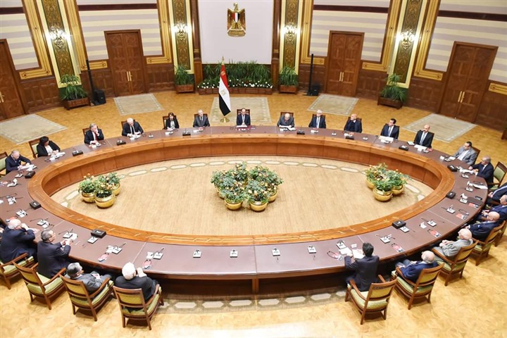 تفاصيل لقاء الرئيس السيسي بأعضاء مجلس أمناء مكتبة الإسكندرية تفاصيل لقاء الرئيس السيسي بأعضاء مجلس أمناء مكتبة الإسكندرية