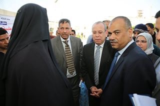بالصور.. محافظ كفر الشيخ يستمع لشكاوى المواطنين ويوجه بحلها فورًا
