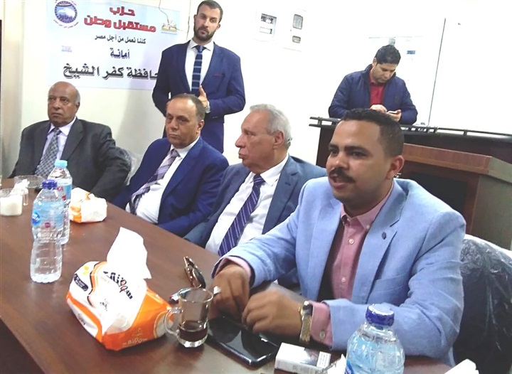 بالصور.. رئيس مستقبل وطن يعقد عدة اجتماعات تنطيمية في كفر الشيخ بالصور.. رئيس مستقبل وطن يعقد عدة اجتماعات تنطيمية في كفر الشيخ