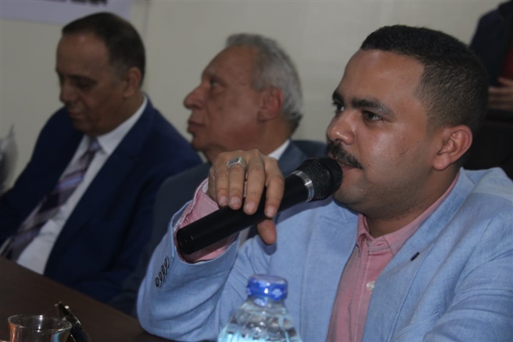 بالصور.. رئيس مستقبل وطن يتفقد مقر الحزب الجديد بكفر الشيخ ويبحث خطة عمل الفترة المقبلة 