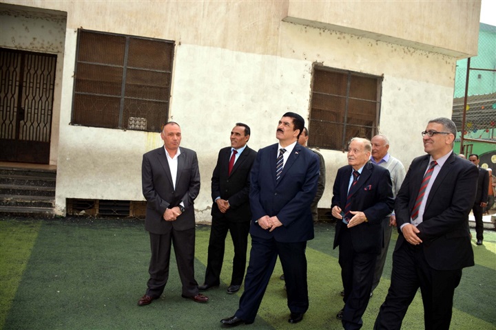 محافظ القليوبية يشارك الأيتام فرحتهم بعيد اليتيم 