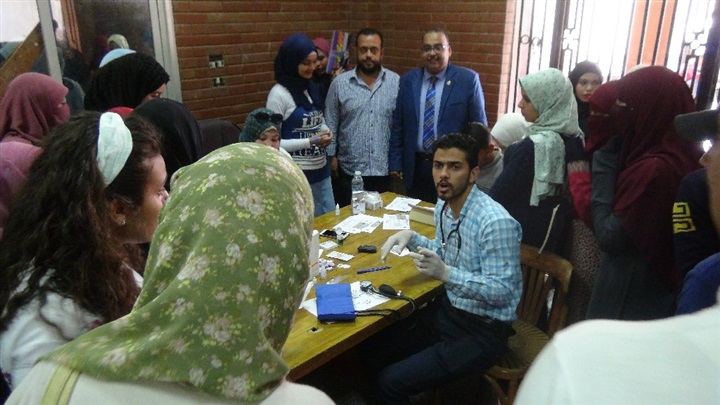 "100مليون صحة" تستكمل إجراء التحاليل الطبية بكليات جامعة المنيا