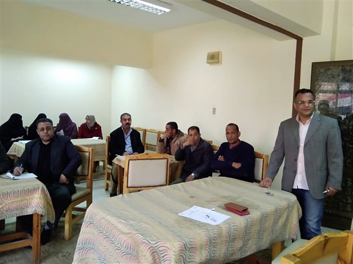 بالصور.. وكيل تعليم كفر الشيخ تلقي محاضرة عن كيفية إعداد المراسلات 