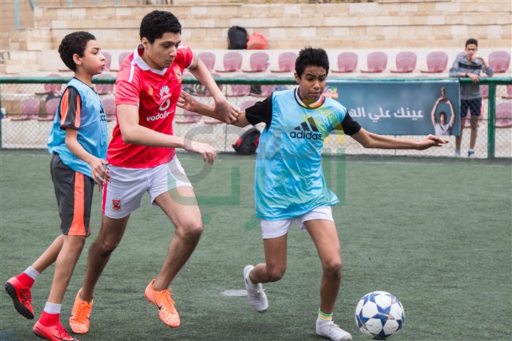 في سابقة هي الأولى من نوعها.. مؤسسة غبور للتنمية تطلق مبادرة دوري كرة القدم بين مدارس التعليم العام والمدارس الفنية في سابقة هي الأولى من نوعها.. مؤسسة غبور للتنمية تطلق مبادرة دوري كرة القدم بين مدارس التعليم العام والمدارس الفنية