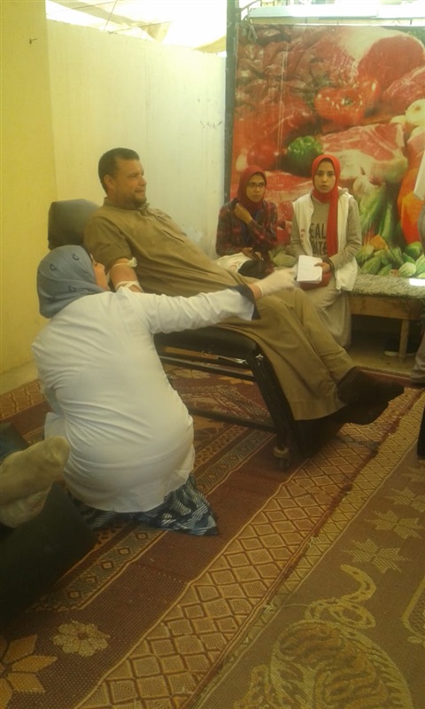 بالصور..إقبال كبير من المواطنين علي حملة التبرع بالدم في كفر الشيخ