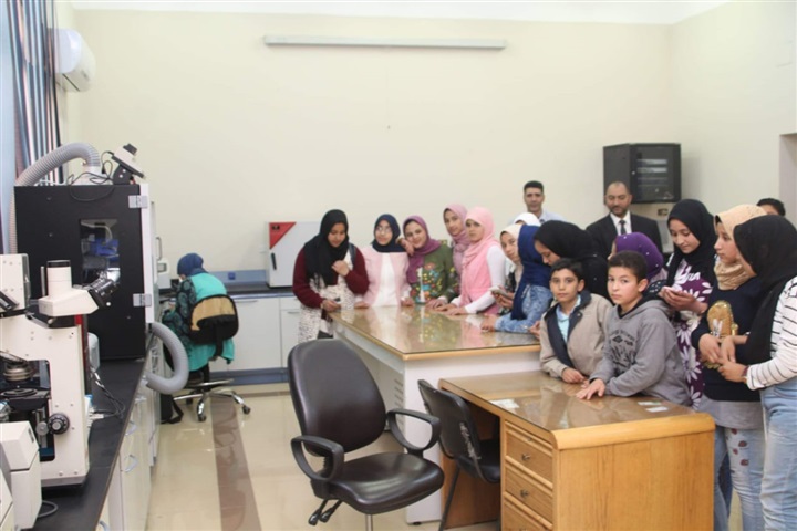 بالصور.. وفد طلابي في زيارة تعريفية لجامعة كفر الشيخ 