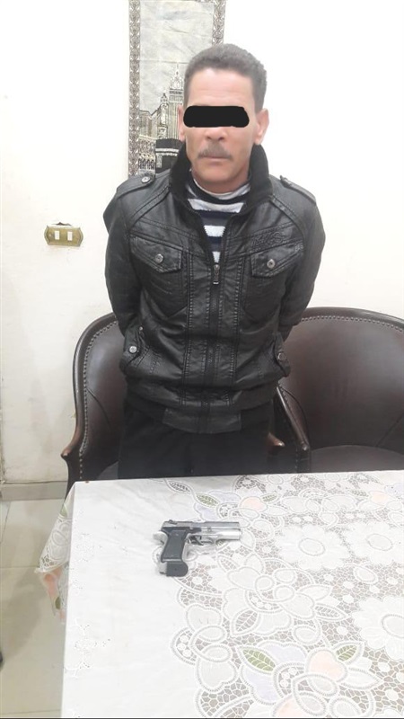 بالصور..القبض علي مسجلين خطر وبحوزتهم 5 فرد خرطوش ورصاص ومخدرات بكفر الشيخ