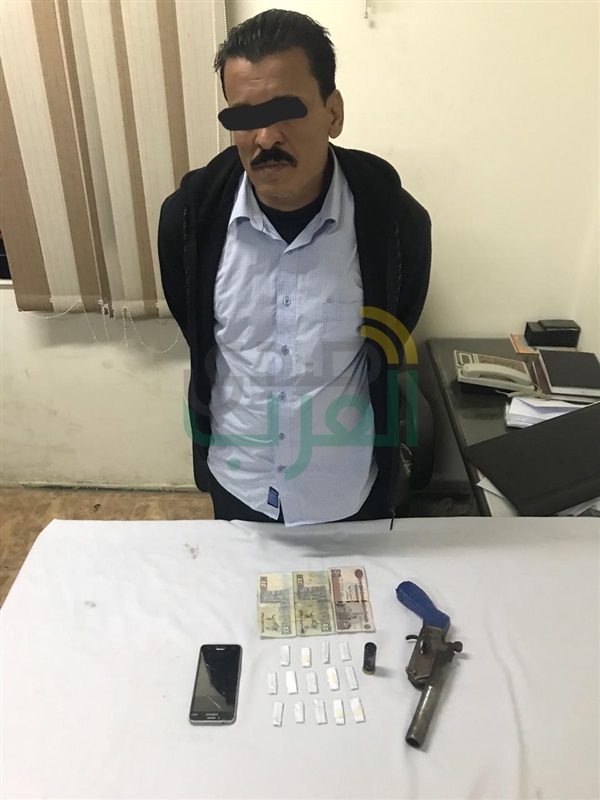 بالصور..القبض علي مسجلين خطر وبحوزتهم 5 فرد خرطوش ورصاص ومخدرات بكفر الشيخ