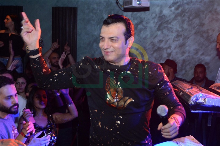 بالصور.. إيهاب توفيق يشعل حفل "cairo Jazz Club" بحضور نجوم الفن والمشاهير بالصور.. إيهاب توفيق يشعل حفل "cairo Jazz Club" بحضور نجوم الفن والمشاهير