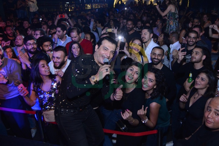 بالصور.. إيهاب توفيق يشعل حفل "cairo Jazz Club" بحضور نجوم الفن والمشاهير بالصور.. إيهاب توفيق يشعل حفل "cairo Jazz Club" بحضور نجوم الفن والمشاهير