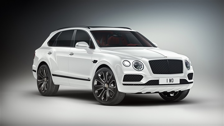 مركبة Bentayga V8 Design Series تحظى بتصميم عصري يناسب شخصيتها الديناميكية مركبة Bentayga V8 Design Series تحظى بتصميم عصري يناسب شخصيتها الديناميكية