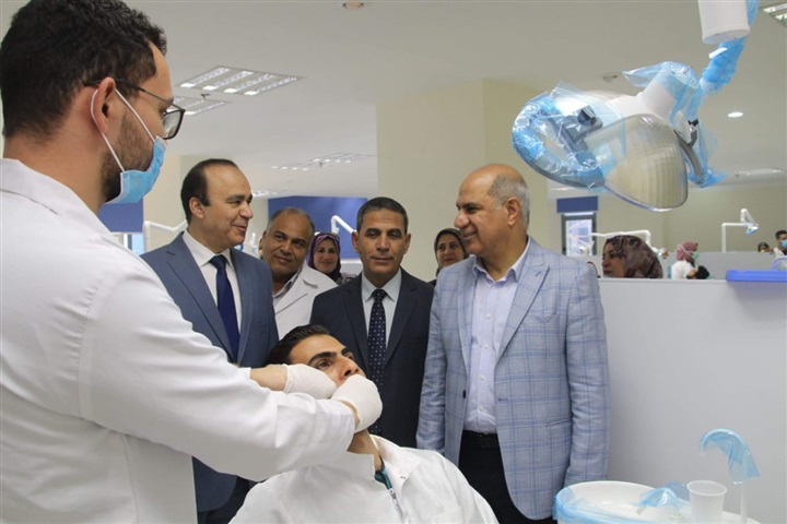بالصور.. رئيس جامعة كفر الشيخ يفتتح المؤتمر العلمي الأول لمهارات طب الأسنان