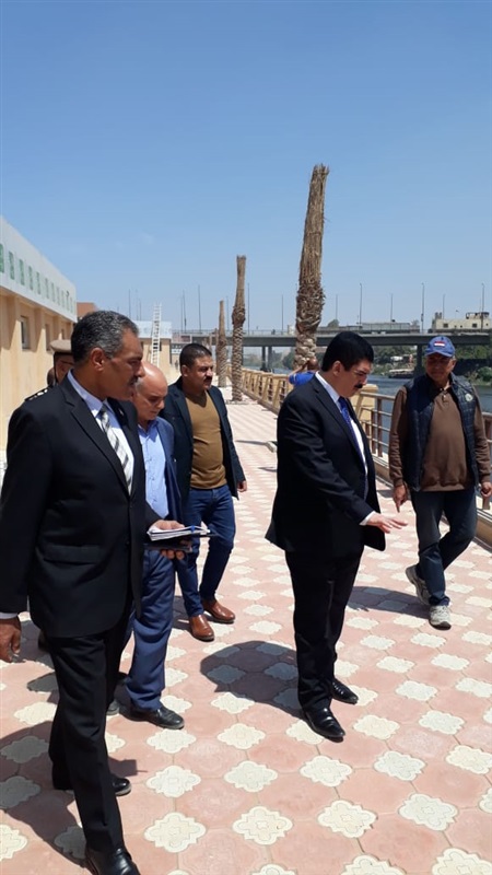 محافظ القليوبية يقوم بجولة مفاجئة بمنطقة مسطرد بحى شرق شبرا الخيمة