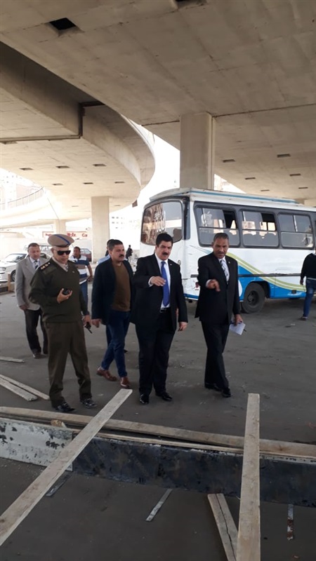 محافظ القليوبية يقوم بجولة مفاجئة بمنطقة مسطرد بحى شرق شبرا الخيمة