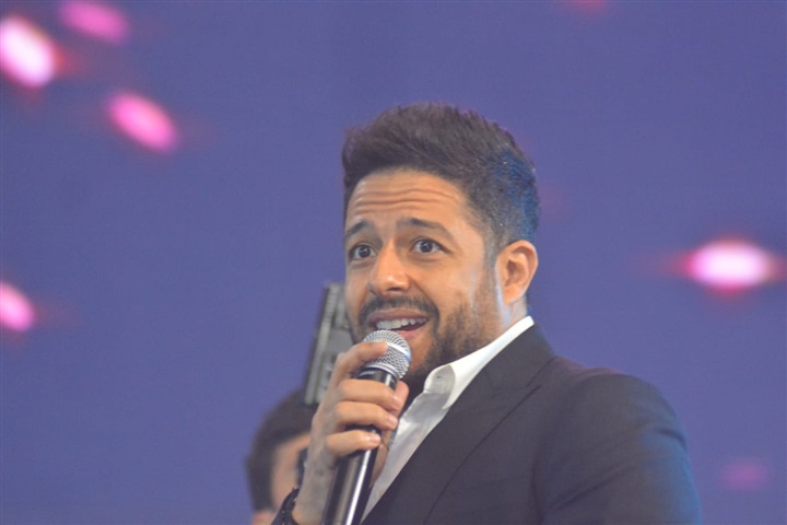 بالصور.. حماقي يتألق في حفل إطلاق هاتف جديد لإحدي الشركات العالمية بالصور.. حماقي يتألق في حفل إطلاق هاتف جديد لإحدي الشركات العالمية