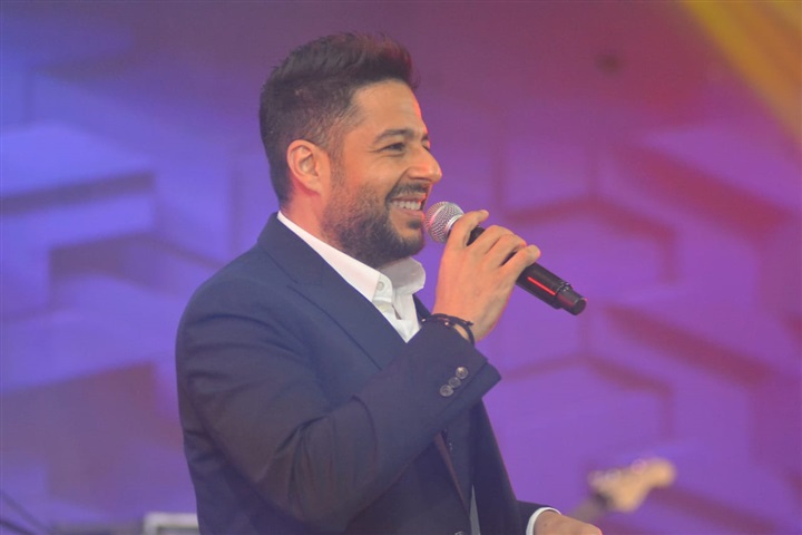 بالصور.. حماقي يتألق في حفل إطلاق هاتف جديد لإحدي الشركات العالمية بالصور.. حماقي يتألق في حفل إطلاق هاتف جديد لإحدي الشركات العالمية