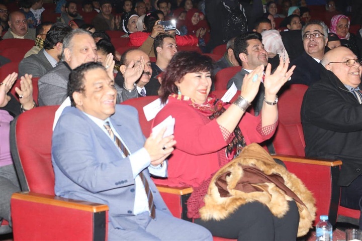 "سيرة حب " خمسة أيام وتنهي عروضها علي البالون "سيرة حب " خمسة أيام وتنهي عروضها علي البالون