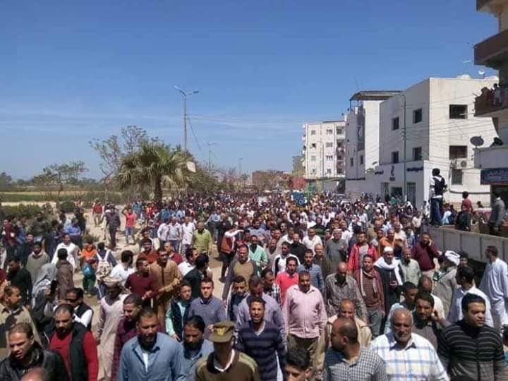 بالصور.. تشييع جثمان الفنان محمود الجندي لمثواه الأخير بالبحيرة بالصور.. تشييع جثمان الفنان محمود الجندي لمثواه الأخير بالبحيرة