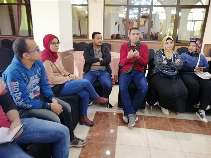 بالصور.. استمرار برنامج "شباب يبني مصر" لتأهيل القيادات الشابة بكفر الشيخ  