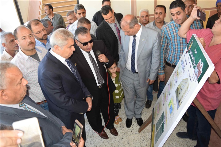 محافظ المنيا يفتتح 4 مشروعات خدمية بـ3 مراكز منها إحلال وتجديد كوبري دير مواس