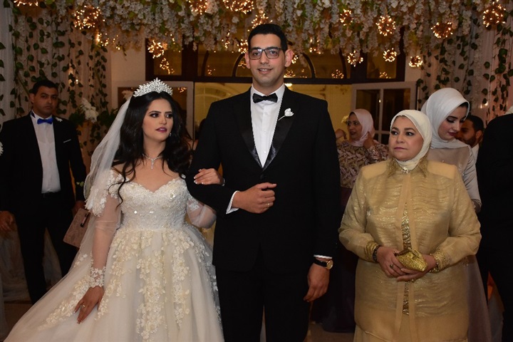الليثي ومتقال وصافينار في زفاف نجلة اللواء محمد وهبه مساعد وزير الدخلية الأسبق الليثي ومتقال وصافينار في زفاف نجلة اللواء محمد وهبه مساعد وزير الدخلية الأسبق