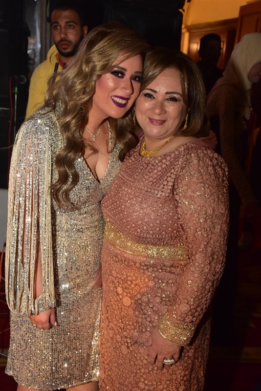 الليثي ومتقال وصافينار في زفاف نجلة اللواء محمد وهبه مساعد وزير الدخلية الأسبق الليثي ومتقال وصافينار في زفاف نجلة اللواء محمد وهبه مساعد وزير الدخلية الأسبق