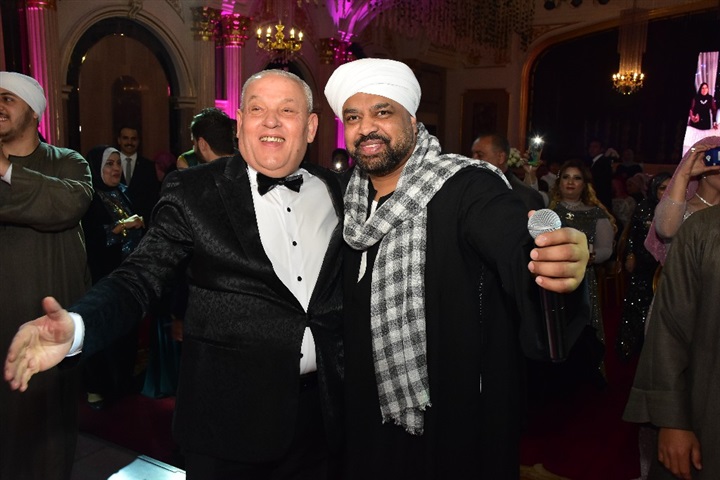 الليثي ومتقال وصافينار في زفاف نجلة اللواء محمد وهبه مساعد وزير الدخلية الأسبق الليثي ومتقال وصافينار في زفاف نجلة اللواء محمد وهبه مساعد وزير الدخلية الأسبق