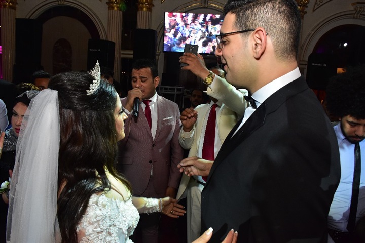الليثي ومتقال وصافينار في زفاف نجلة اللواء محمد وهبه مساعد وزير الدخلية الأسبق الليثي ومتقال وصافينار في زفاف نجلة اللواء محمد وهبه مساعد وزير الدخلية الأسبق