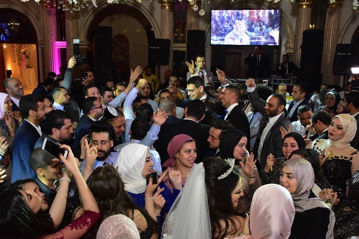 الليثي ومتقال وصافينار في زفاف نجلة اللواء محمد وهبه مساعد وزير الدخلية الأسبق الليثي ومتقال وصافينار في زفاف نجلة اللواء محمد وهبه مساعد وزير الدخلية الأسبق