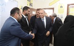 محافظ قنا يواصل متابعة سير عملية التصويت بمراكز المحافظة خلال اليوم الثالث للاستفتاء