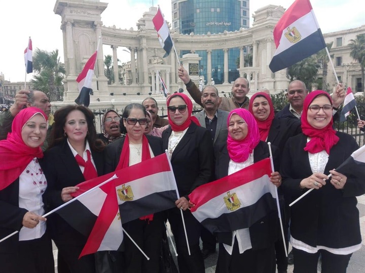 "سعفان" يتفقد غرفة العمليات المركزية بالقوي العاملة لمتابعة الاستفتاء "سعفان" يتفقد غرفة العمليات المركزية بالقوي العاملة لمتابعة الاستفتاء