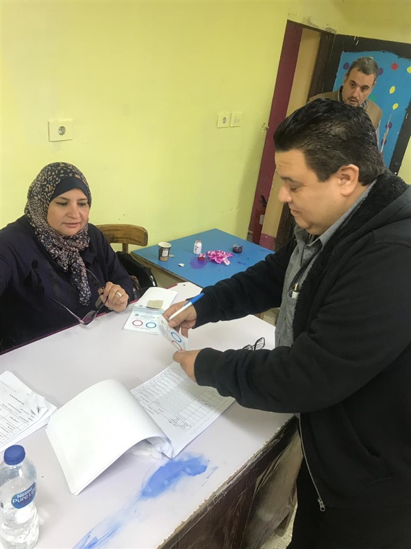 بالصور.. خالد جلال يدلى بصوته فى الاستفتاء على التعديلات الدستورية بالصور.. خالد جلال يدلى بصوته فى الاستفتاء على التعديلات الدستورية