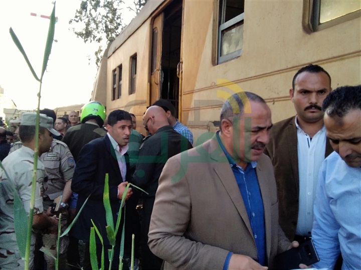 بالصور.. تفاصيل إصابة 20 شخصًا في حادث انحراف قطار بكفر الشيخ